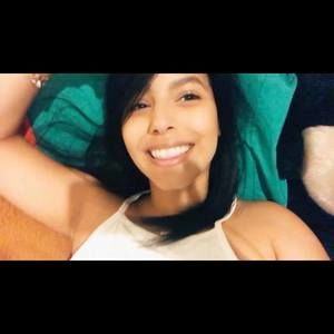 Meet your Posher, Eva